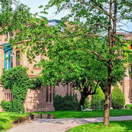 Le Kempferhof Golf Et Château-hôtel Plobsheim